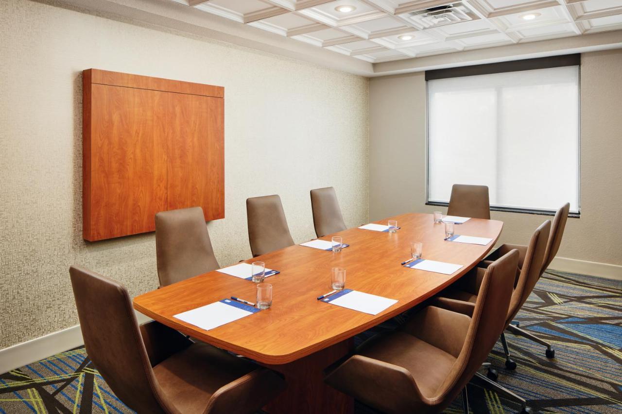 Holiday Inn Express & Suites Jacksonville South East - Medical Center Area By Ihg מראה חיצוני תמונה