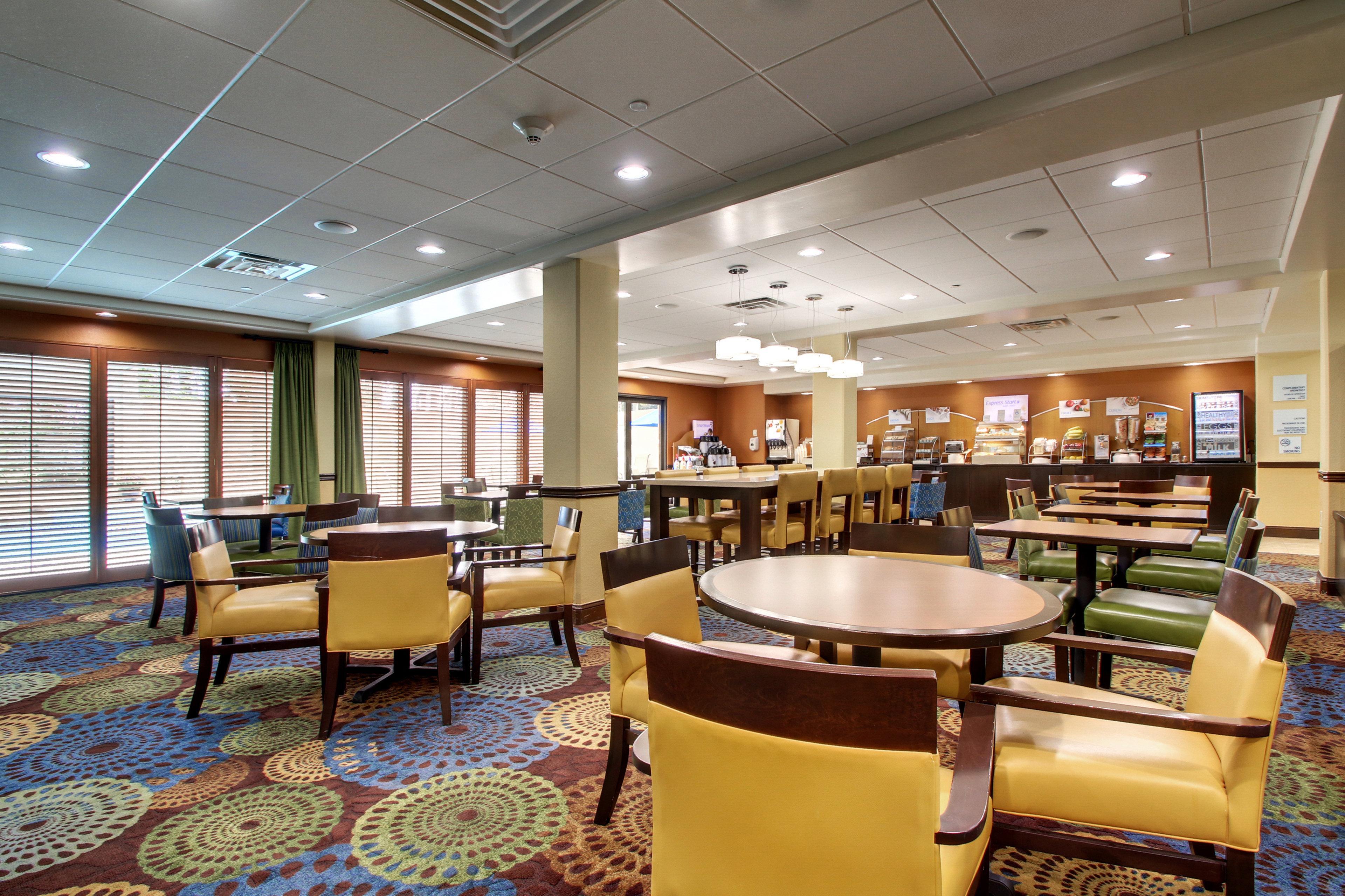 Holiday Inn Express & Suites Jacksonville South East - Medical Center Area By Ihg מראה חיצוני תמונה