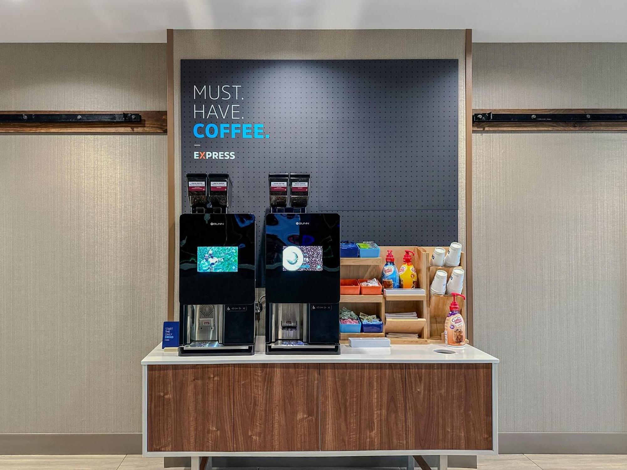 Holiday Inn Express & Suites Jacksonville South East - Medical Center Area By Ihg מראה חיצוני תמונה